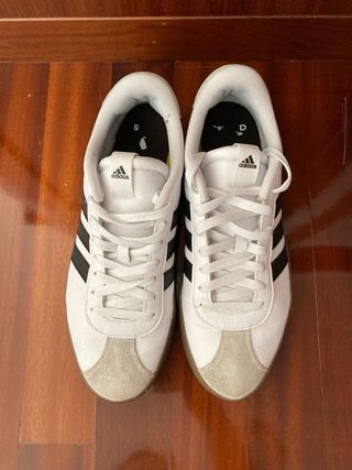 Tenis zapatos Adidas 