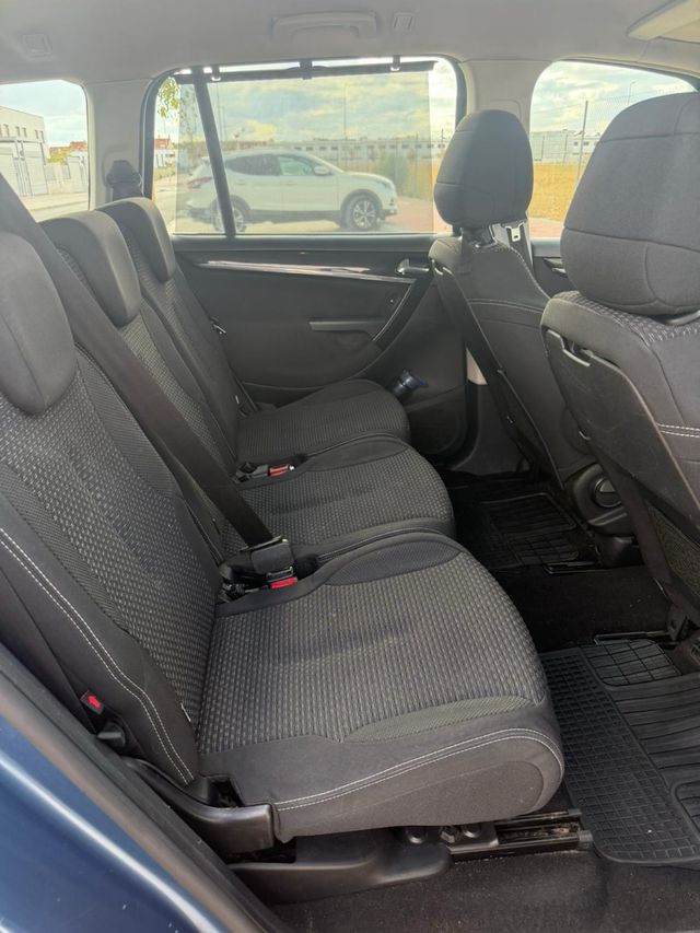 Citroen Grand C4 Picasso 2012