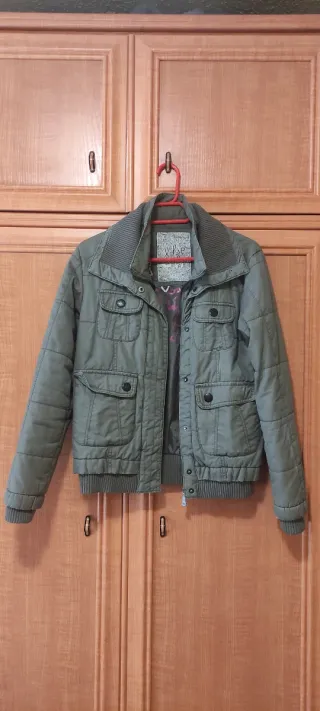 Abrigo mujer pull&bear
