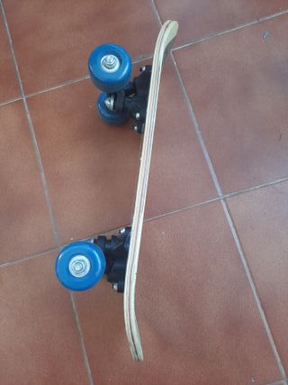 Monopatín Jurassic World (3-8años)