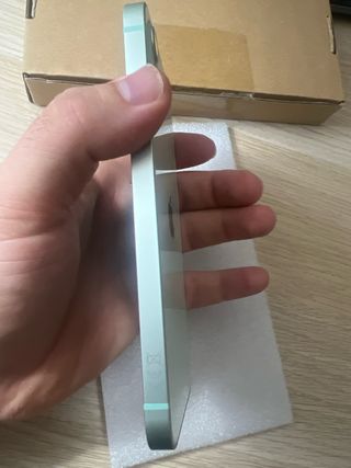 iPhone 12 Batería 100%