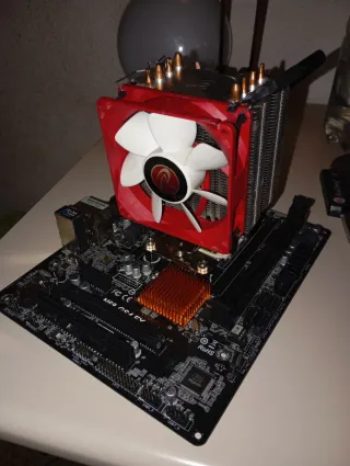 Placa ASRock N68 + AMD FX-6300 + 16 GB RAM