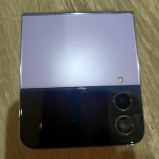 Samsung Galaxy Z Flip 4 Morado