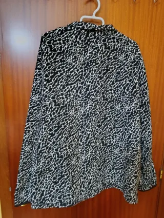 Sudadera con estampado de leopardo