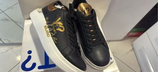 Scarpe sneakers nere e oro