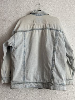 Chaqueta mujer oversize vaquera otoño Stradivarius
