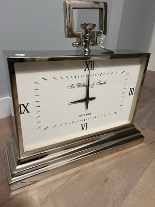Reloj de mesa metal cromado