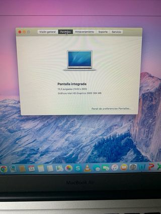 MacBook Air 13” Plata 2011 (negociable)