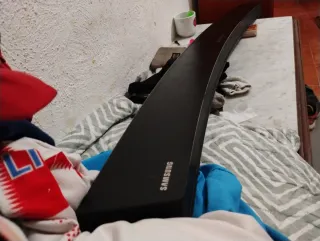 Barra de Sonido Samsung Curva Negra