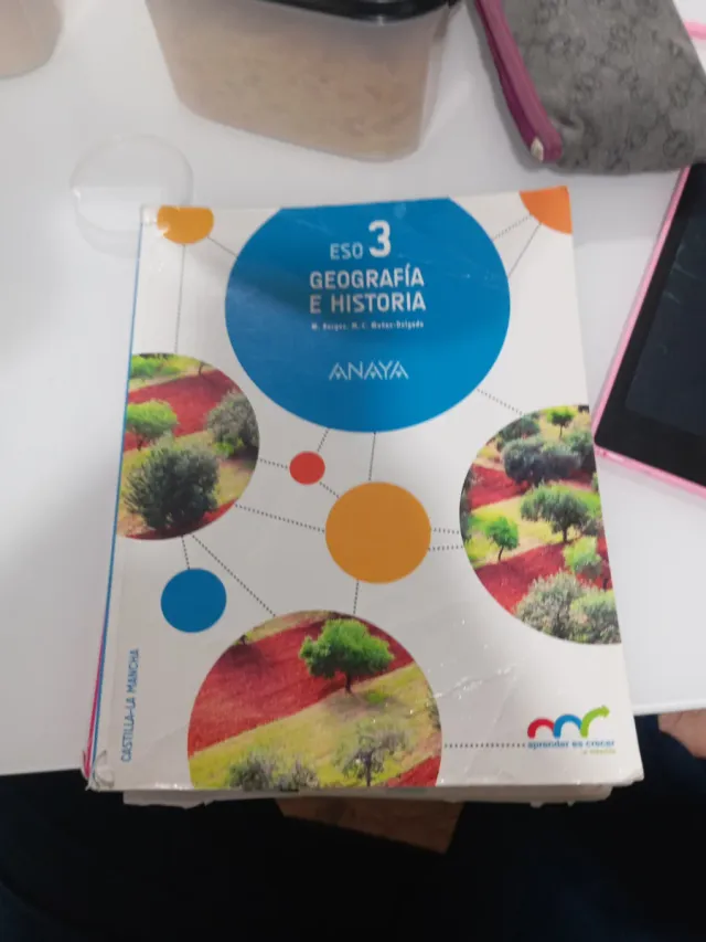 Geografía e Historia 3.