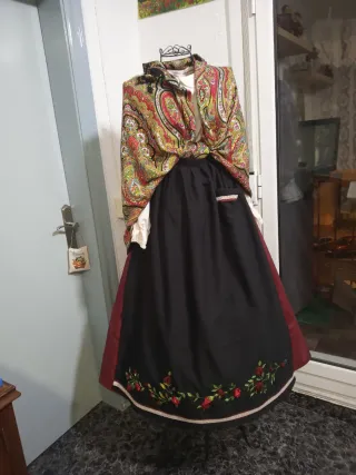 Traje Regional Aldeana Baturra