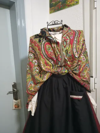 Traje Regional Aldeana Baturra