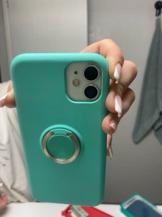 2 custodie per iPhone 11 e 4 custodie per iPhone XR