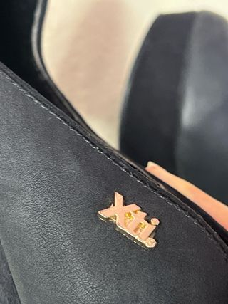 Zapatos de tacón Xti negros con plataforma