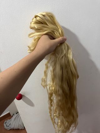 Extensiones de pelo rubio ondulado