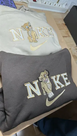 Sudadera Nike Rey León y Nala