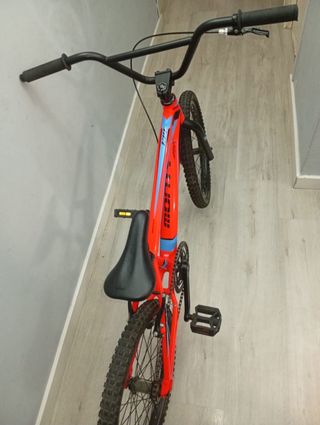 Bicicleta Montaña Roja