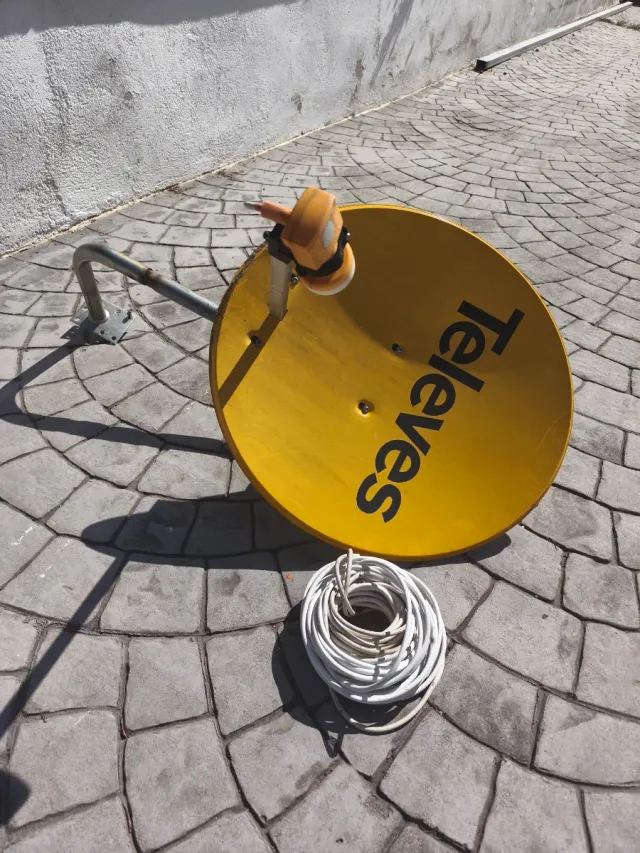Antena Parabólica Televes Amarilla
