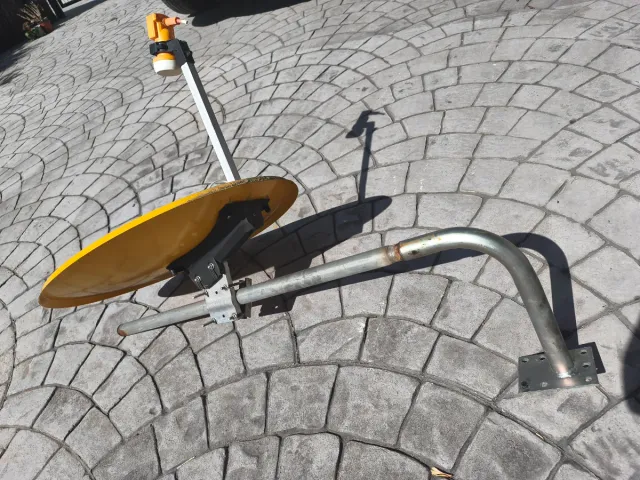 Antena Parabólica Televes Amarilla