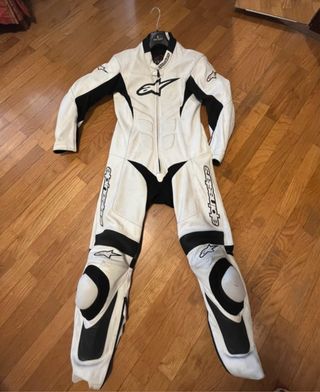 Mono de moto Alpinestars blanco y negro