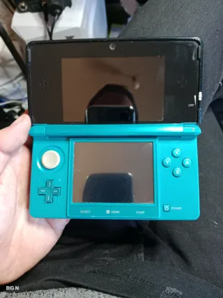 Nintendo 3DS Verde piezas o reparar 