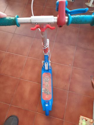Patinete infantil Oxelo Play5 azul y rojo