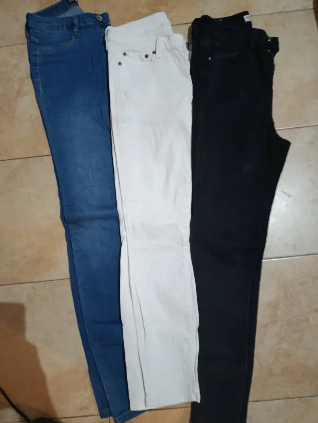 Pantalones vaqueros talla 34 negro azul y blanco