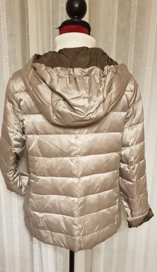 Plumas reversible beige Sintesis