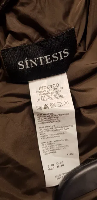 Plumas reversible beige Sintesis