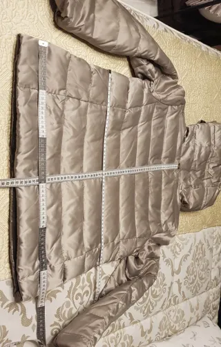 Plumas reversible beige Sintesis