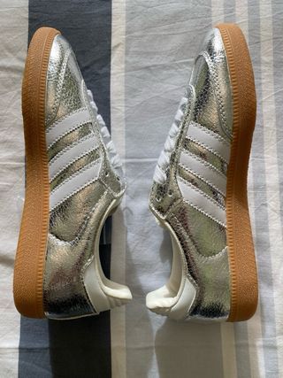 Zapatillas Adidas Mujer Plateadas/Blancas