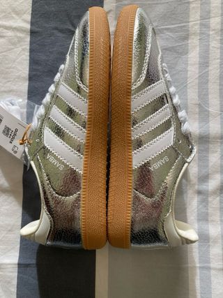 Zapatillas Adidas Mujer Plateadas/Blancas