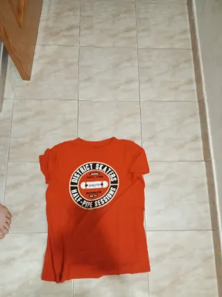 Camisetas de varias tallas 6x 10€