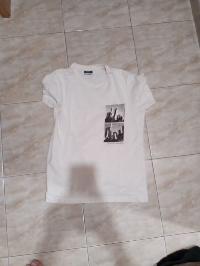 Camisetas de varias tallas 6x 10€
