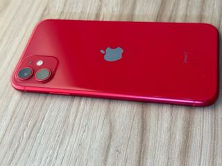 iPhone 11 rosso