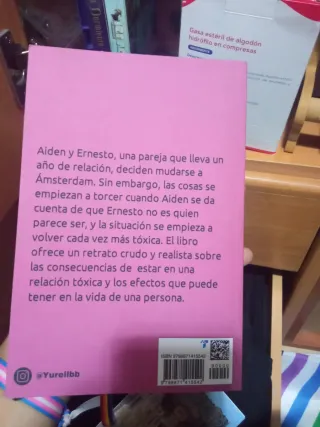 Libro gente como tu de yurell benitez