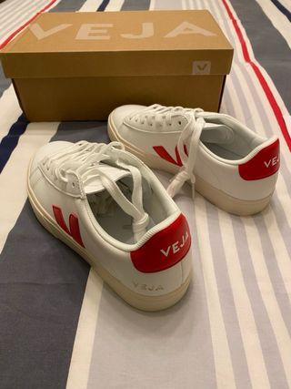 Zapatillas Veja Mujer Blancas y Rojas