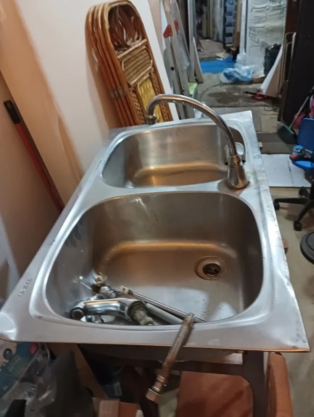 Fregadero doble de metal