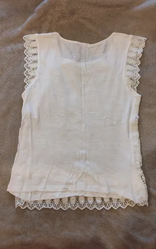 Camiseta blanca de encaje mujer