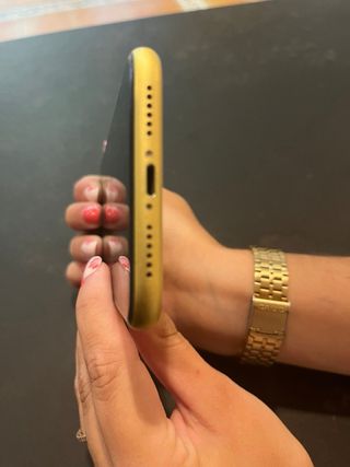 iPhone 11 128GB Giallo