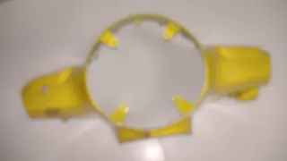 Tapa Manillar/Faro Vespa LX 50/125/150 Amarillo