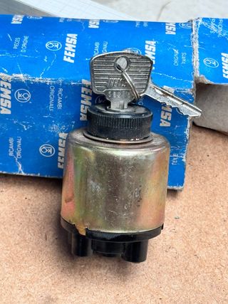 Contactos Llave FEMSA Seat Fiat 850 124