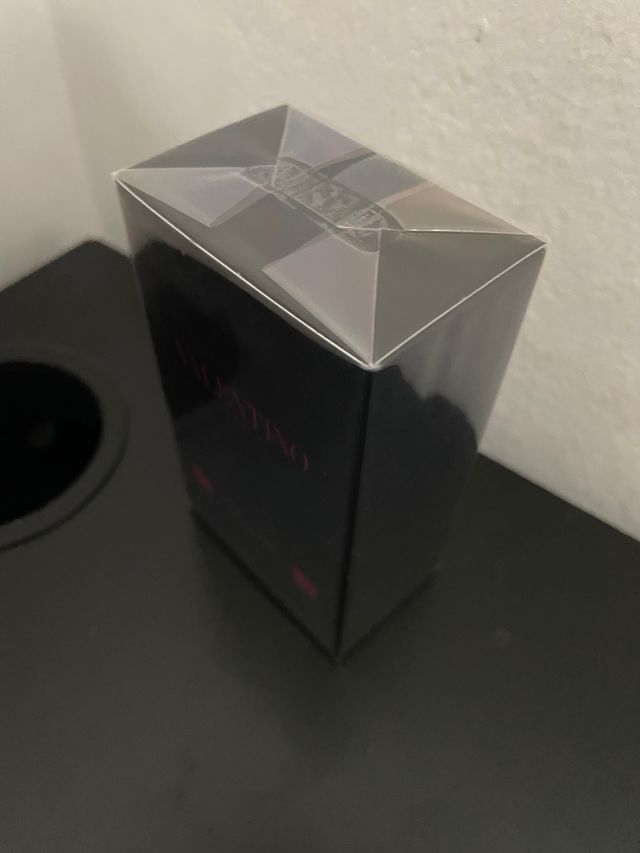 Valentino Born In Roma Extradose