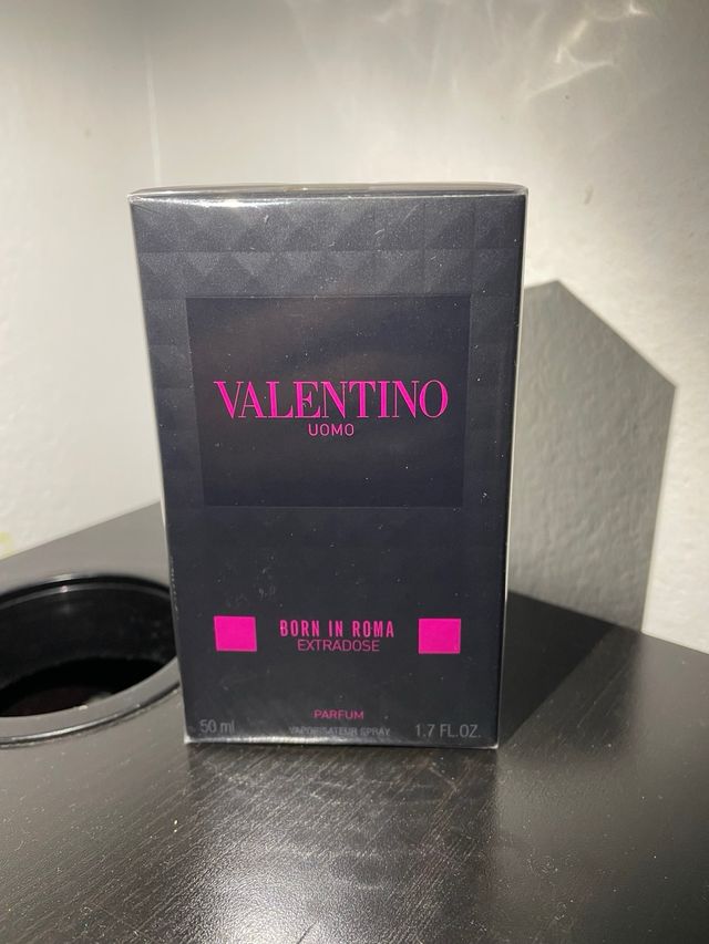 Valentino Born In Roma Extradose