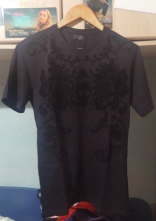 Camiseta Zara Negra