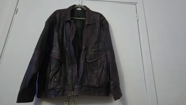 Chaqueta bomber cuero vintage