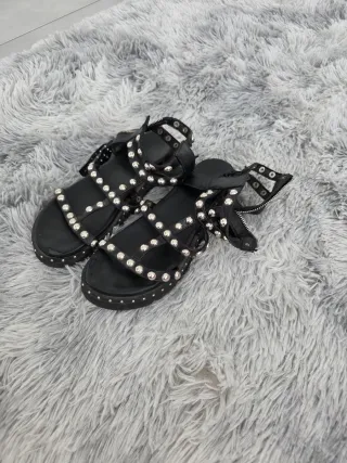 Sandali neri Jenny Fair con borchie