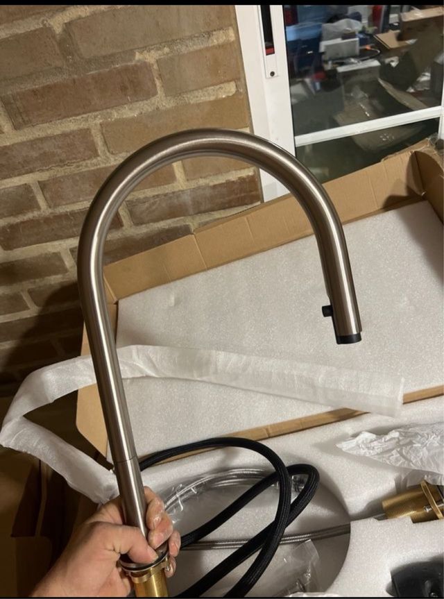 Grifo de cocina nuevo a estrenar