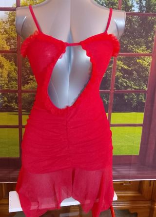 Mini abito rosso con dettaglio cut-out