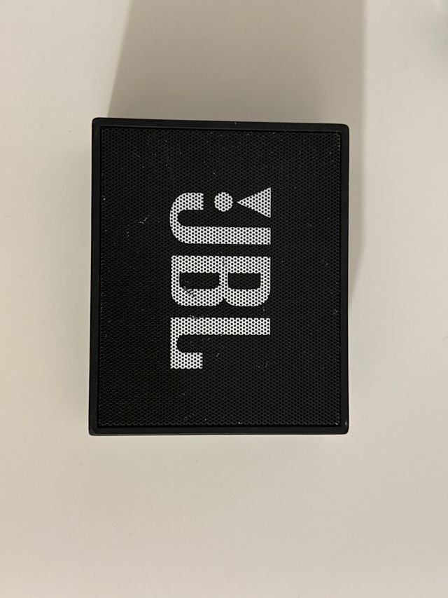Altavoz JBL Negro